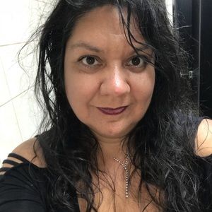 Meet your Posher, Dana